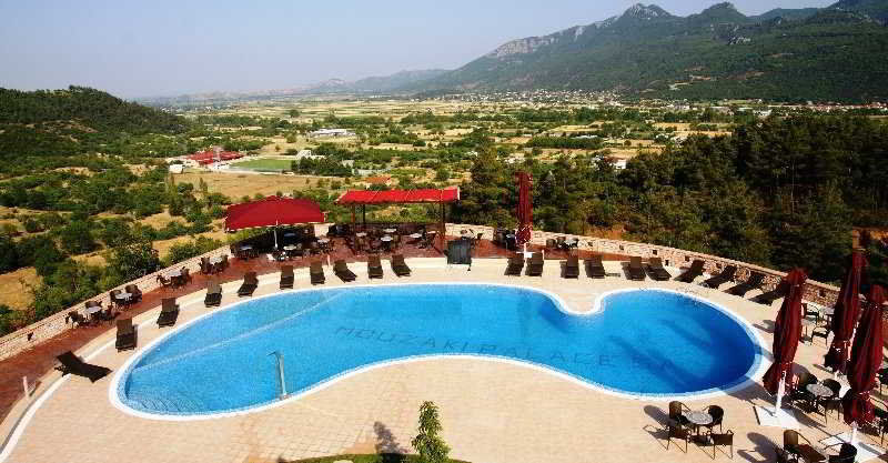 Mouzaki Palace Екстериор снимка
